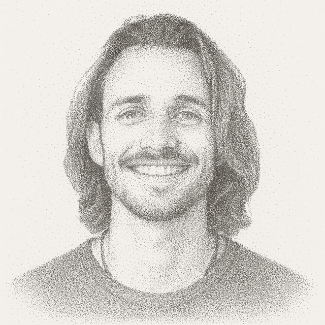 Headshot of Aaron Cort